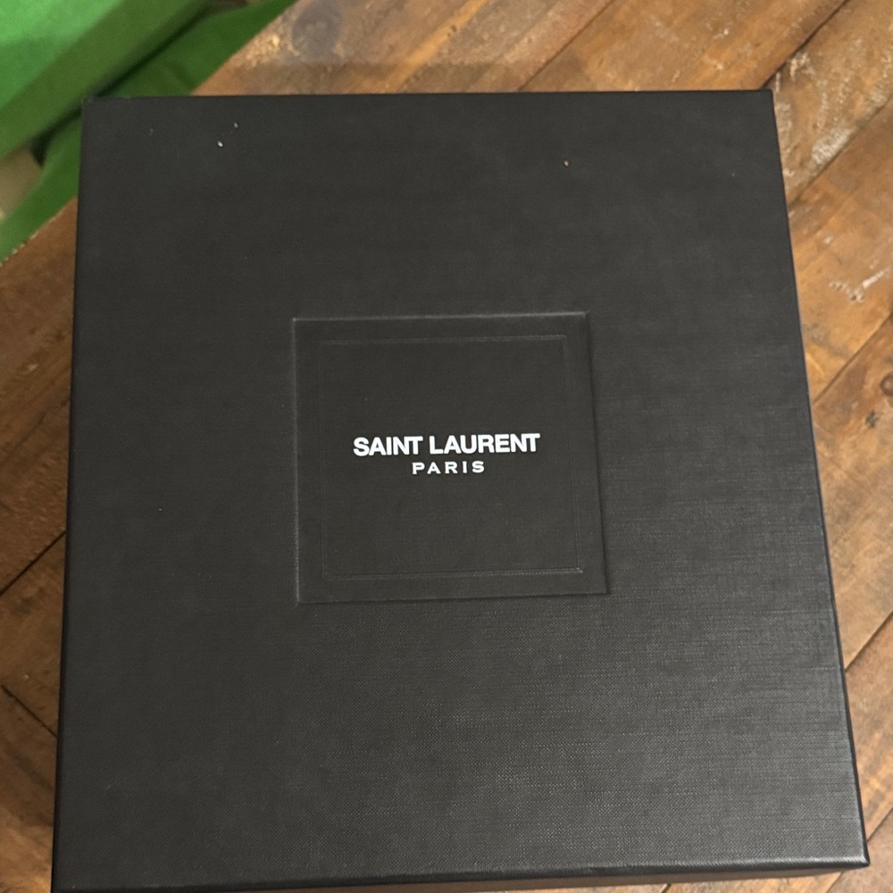 Saint Laurent Classic Black Heels - Picture 2 of 11